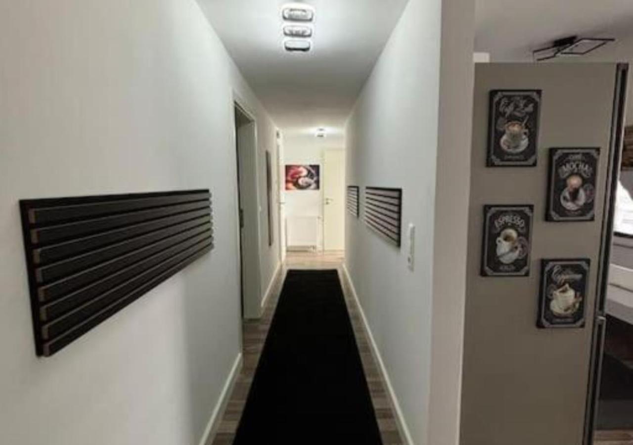 Moderne Deluxe 3-Zi Eigentums- Maisonette-Wohnung Ibm Bertrandt Mercedes Ehningen Exterior foto